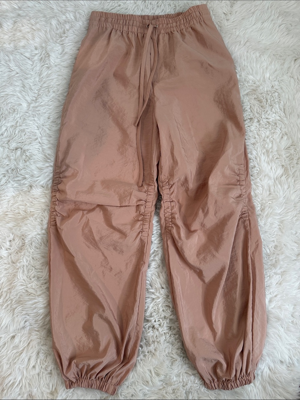 A.L.C. Ruched Drawstring Keegan Jogger Pants in tawny pink